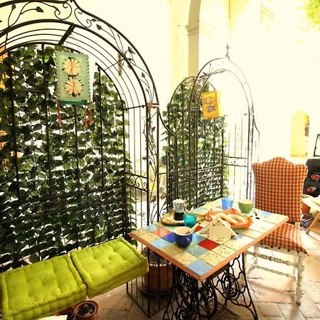 Hand Decorated House With Court Florence Buitenkant foto