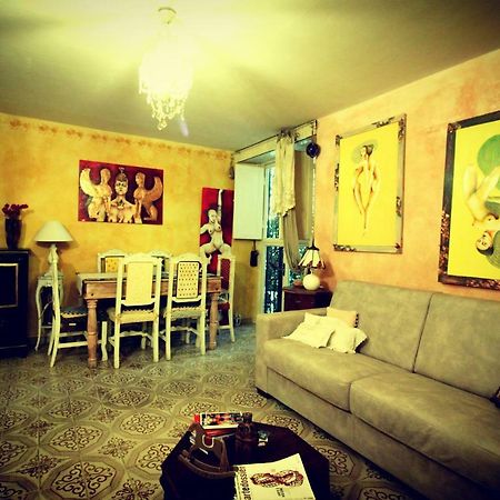 Hand Decorated House With Court Florence Buitenkant foto